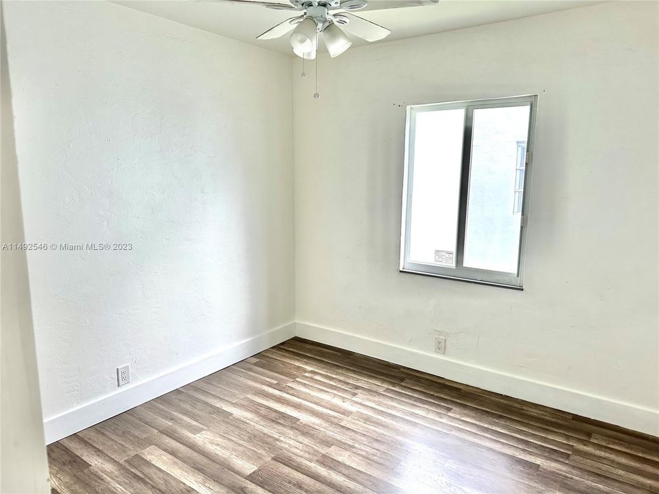 Recently Sold: $679,000 (4 beds, 3 baths, 2128 Square Feet)