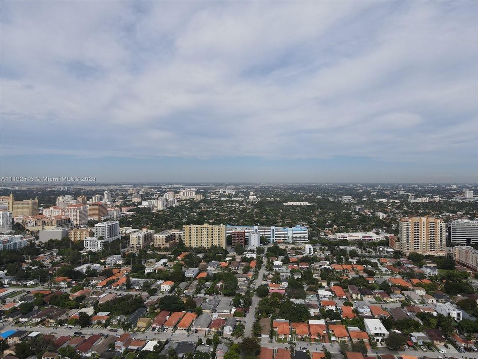 Recently Sold: $679,000 (4 beds, 3 baths, 2128 Square Feet)