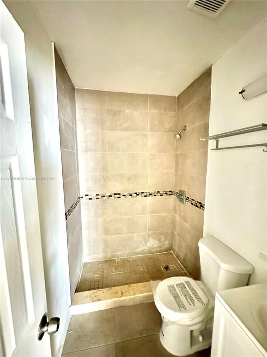 Recently Sold: $679,000 (4 beds, 3 baths, 2128 Square Feet)