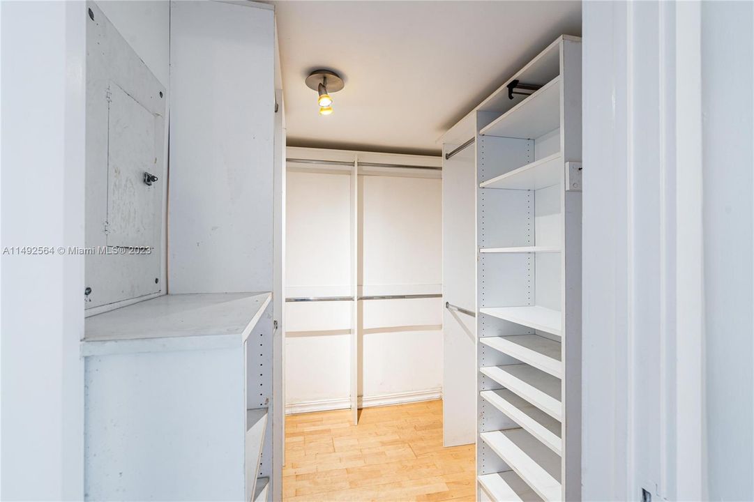 Vendido Recientemente: $439,000 (1 camas, 1 baños, 831 Pies cuadrados)