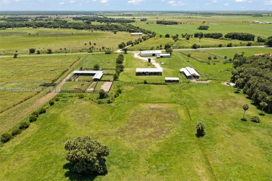 For Sale: $25,000,000 (2,368.00 acres)