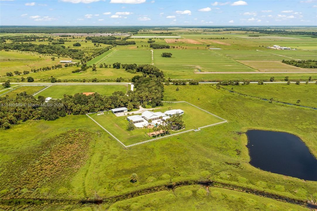 For Sale: $25,000,000 (2,368.00 acres)