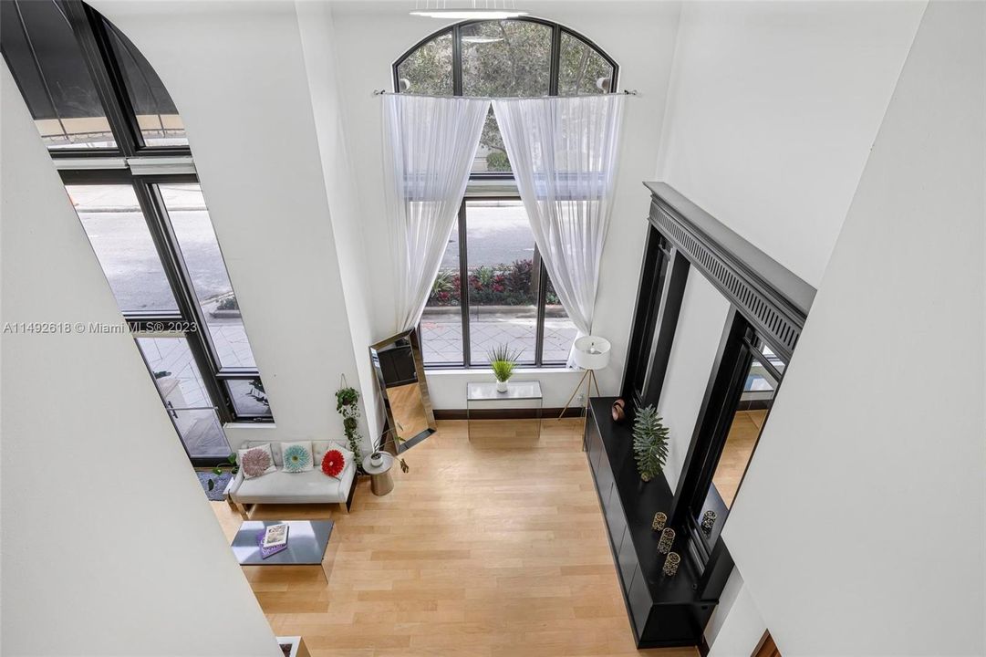 Recently Sold: $575,000 (1 beds, 1 baths, 959 Square Feet)