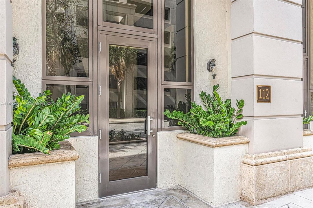 Recently Sold: $575,000 (1 beds, 1 baths, 959 Square Feet)