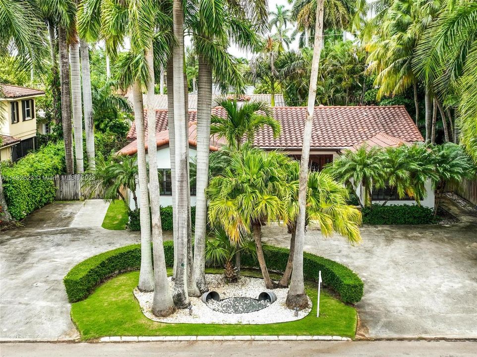 Recently Sold: $1,200,000 (3 beds, 3 baths, 2146 Square Feet)