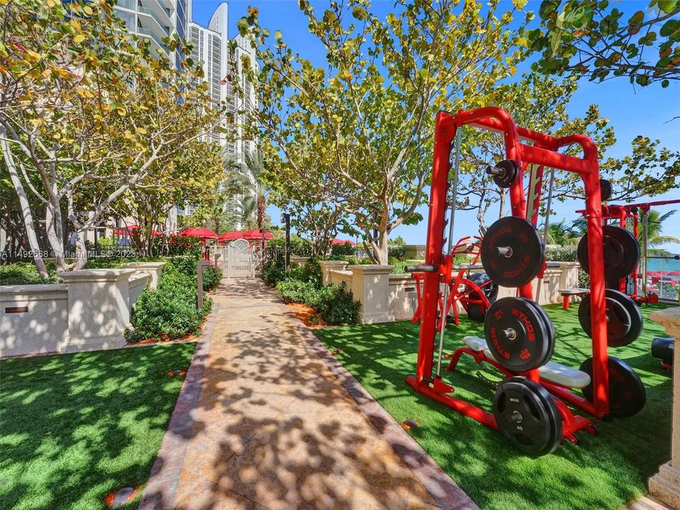 最近租的: $49,900 (4 贝兹, 5 浴室, 3484 平方英尺)