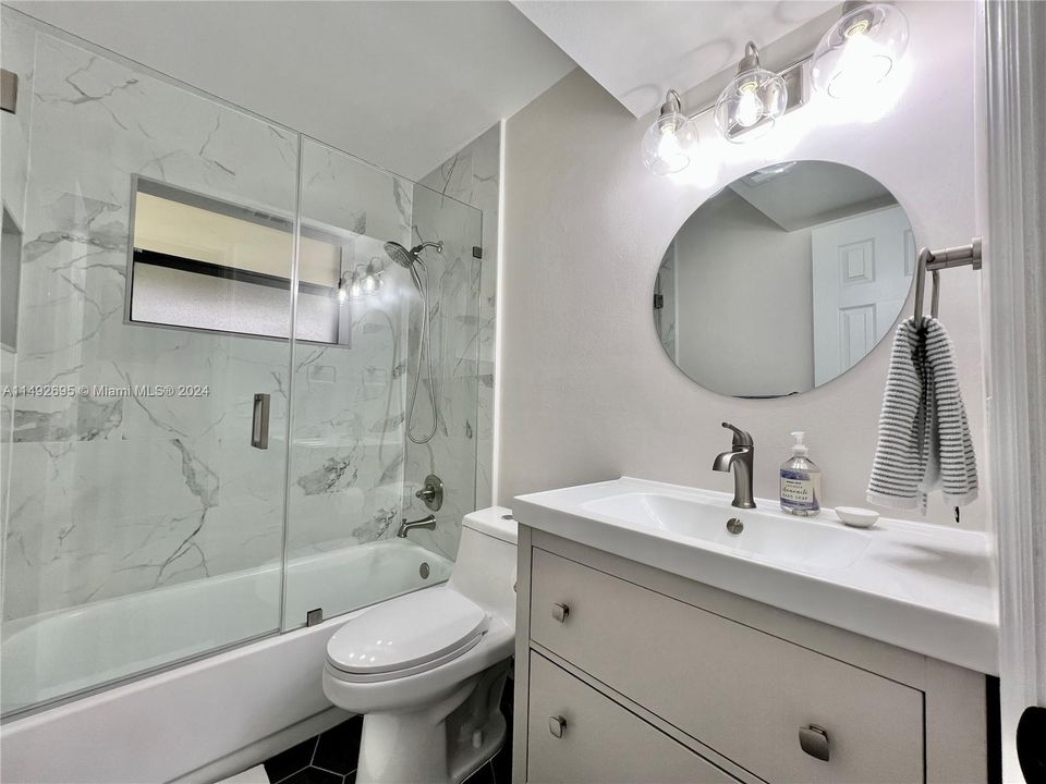 Recently Rented: $2,100 (2 beds, 2 baths, 760 Square Feet)