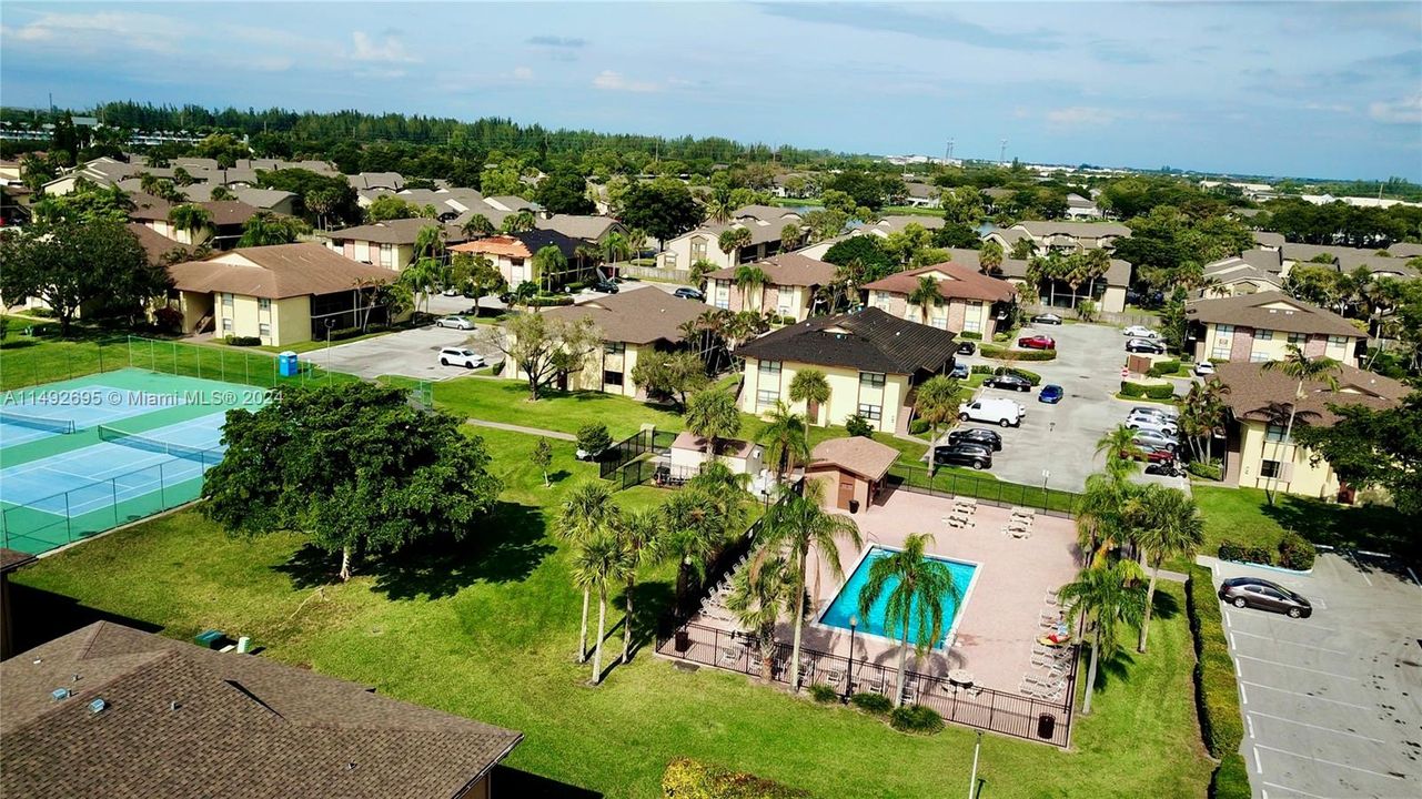 Recently Rented: $2,100 (2 beds, 2 baths, 760 Square Feet)