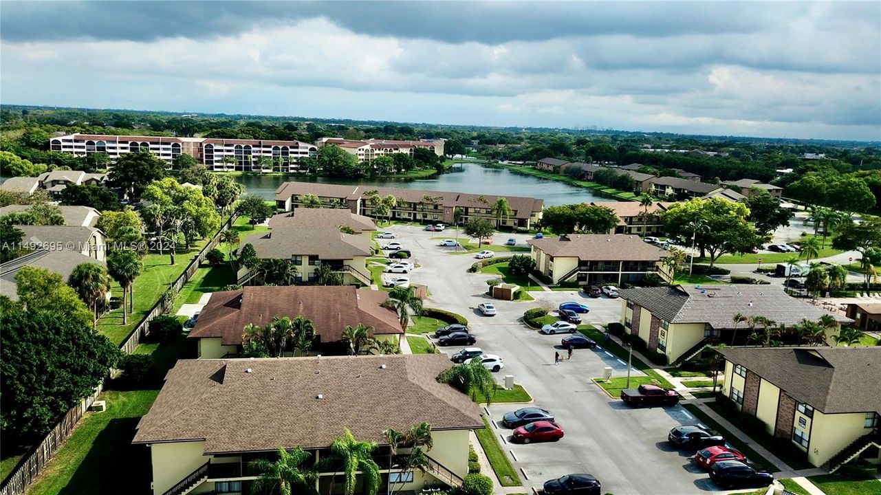 Recently Rented: $2,100 (2 beds, 2 baths, 760 Square Feet)