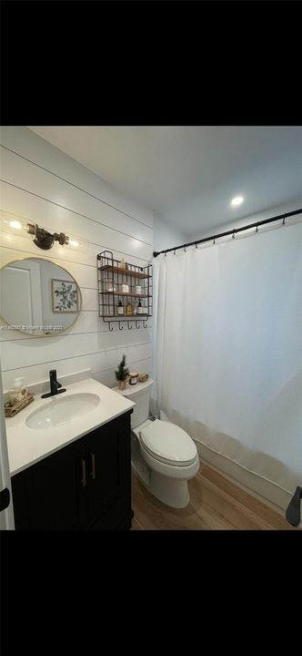 Recently Sold: $899,000 (2 beds, 2 baths, 1145 Square Feet)