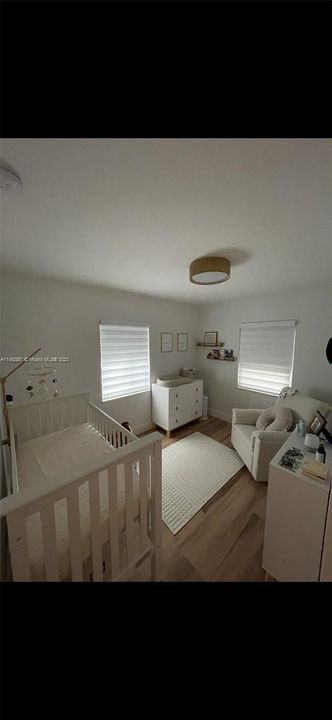 Recently Sold: $899,000 (2 beds, 2 baths, 1145 Square Feet)