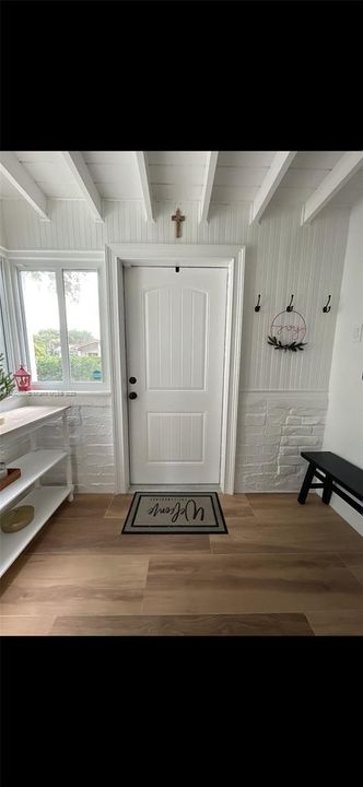 Recently Sold: $899,000 (2 beds, 2 baths, 1145 Square Feet)