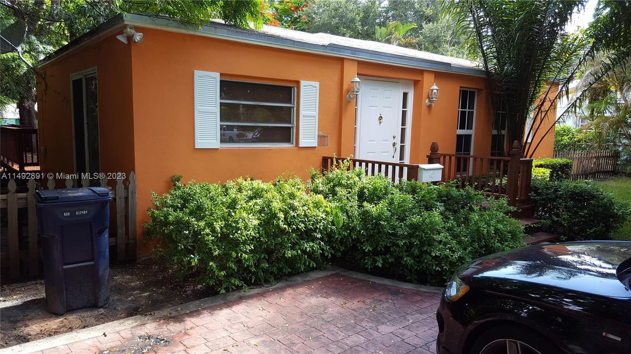 Недавно продано: $1,259,000 (3 спален, 2 ванн, 1272 Квадратных фут)