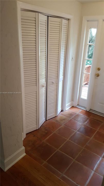 Entry foyer coat closet
