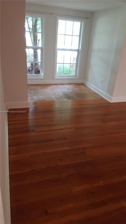 Front library/sitting room