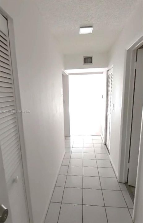 Недавно продано: $175,000 (0 спален, 1 ванн, 576 Квадратных фут)