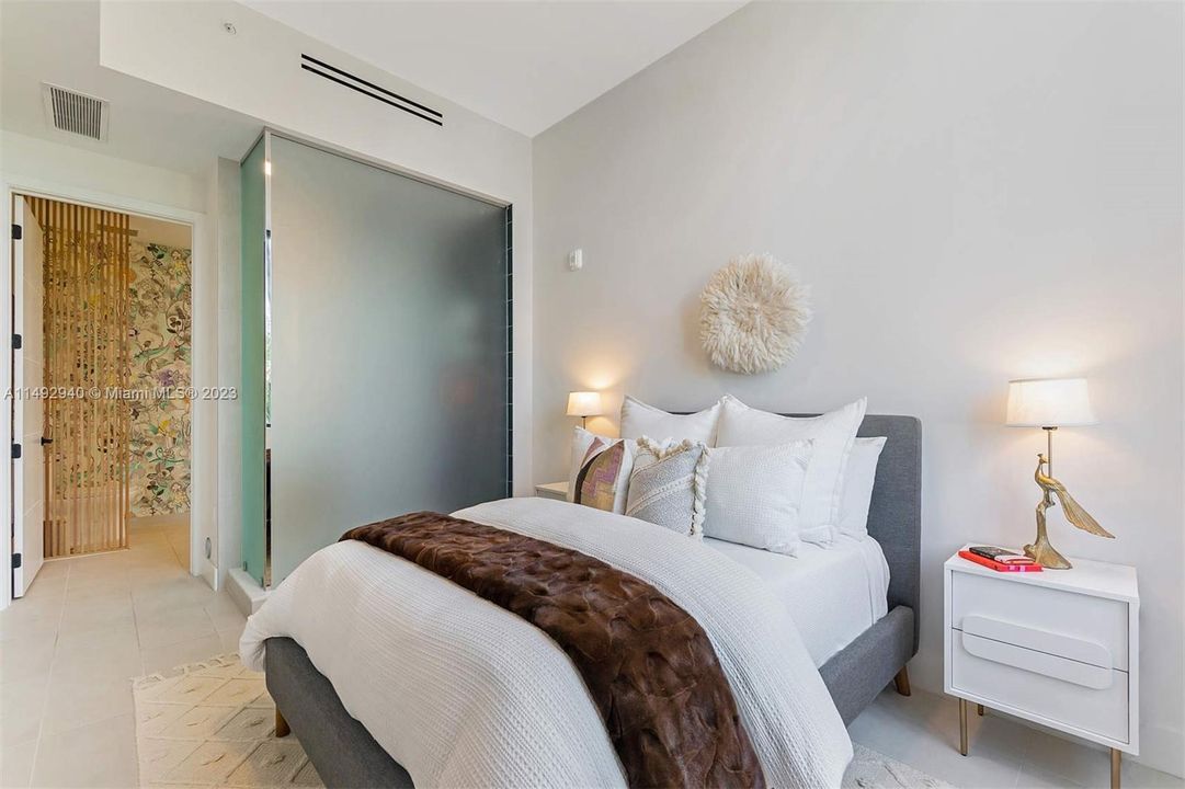 Vendido Recientemente: $760,000 (1 camas, 1 baños, 751 Pies cuadrados)