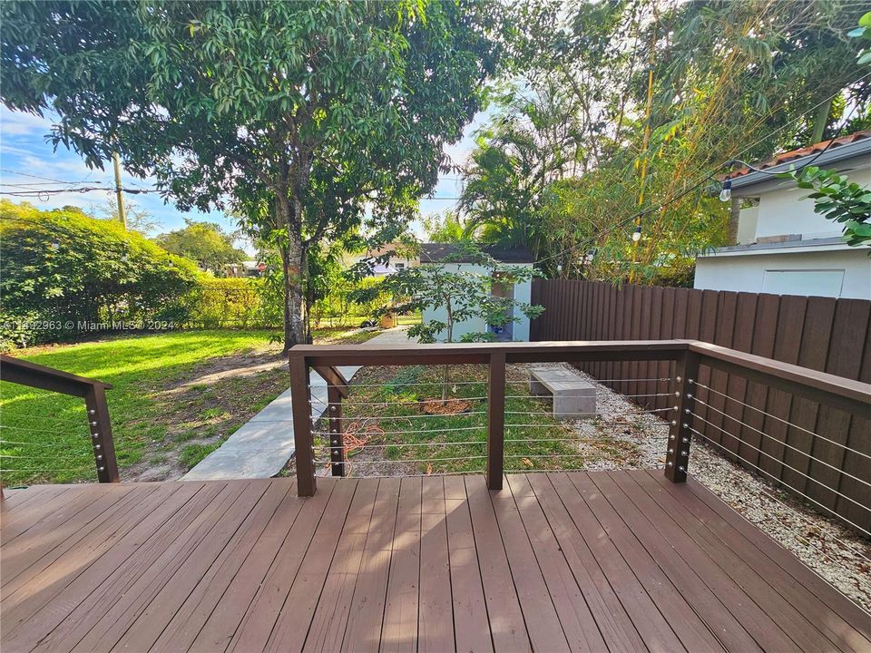 Recently Sold: $698,000 (3 beds, 1 baths, 1102 Square Feet)