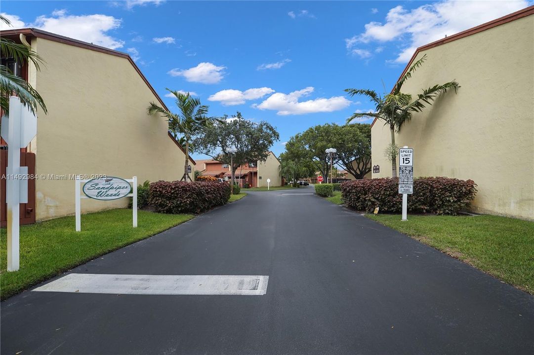 Recently Sold: $410,000 (2 beds, 2 baths, 1380 Square Feet)