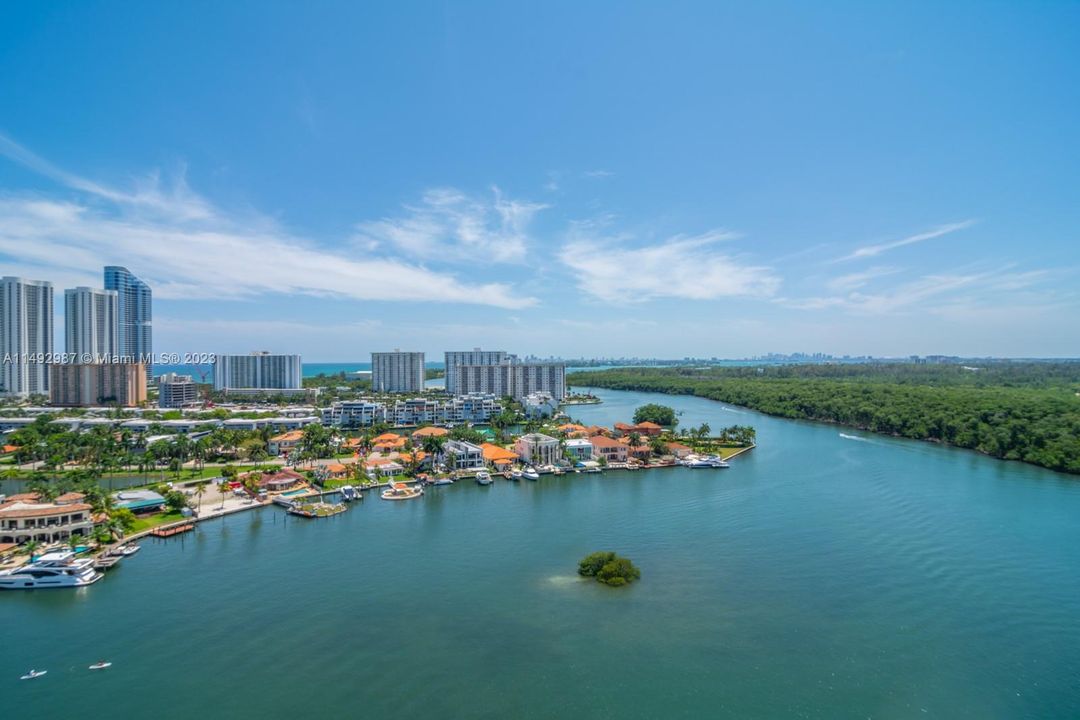 Recently Sold: $1,289,000 (3 beds, 2 baths, 1705 Square Feet)