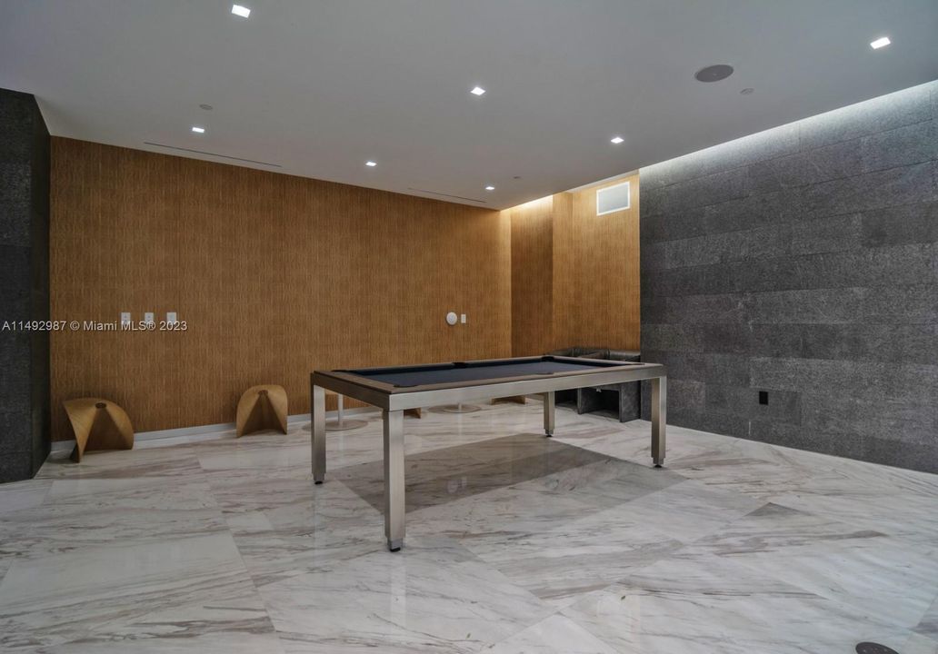 Recently Sold: $1,289,000 (3 beds, 2 baths, 1705 Square Feet)