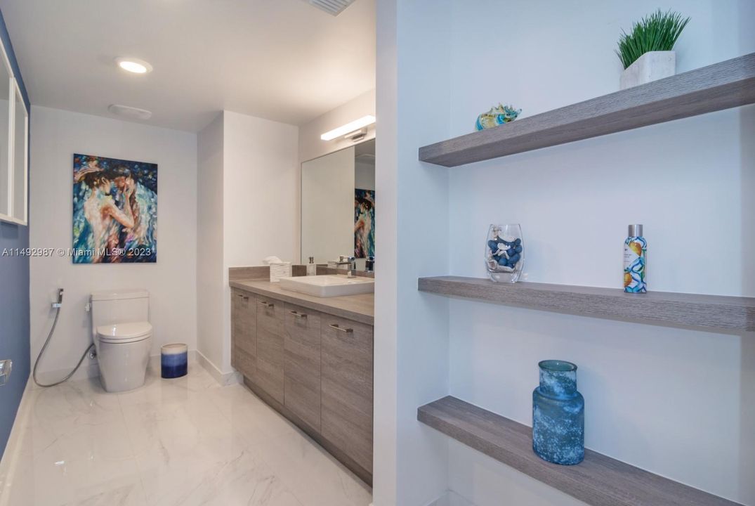 Recently Sold: $1,289,000 (3 beds, 2 baths, 1705 Square Feet)