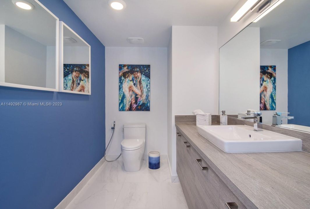 Recently Sold: $1,289,000 (3 beds, 2 baths, 1705 Square Feet)