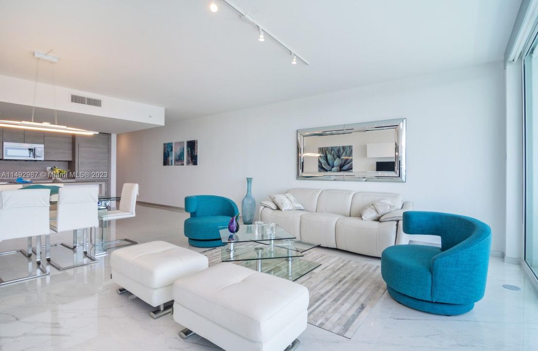 Recently Sold: $1,289,000 (3 beds, 2 baths, 1705 Square Feet)