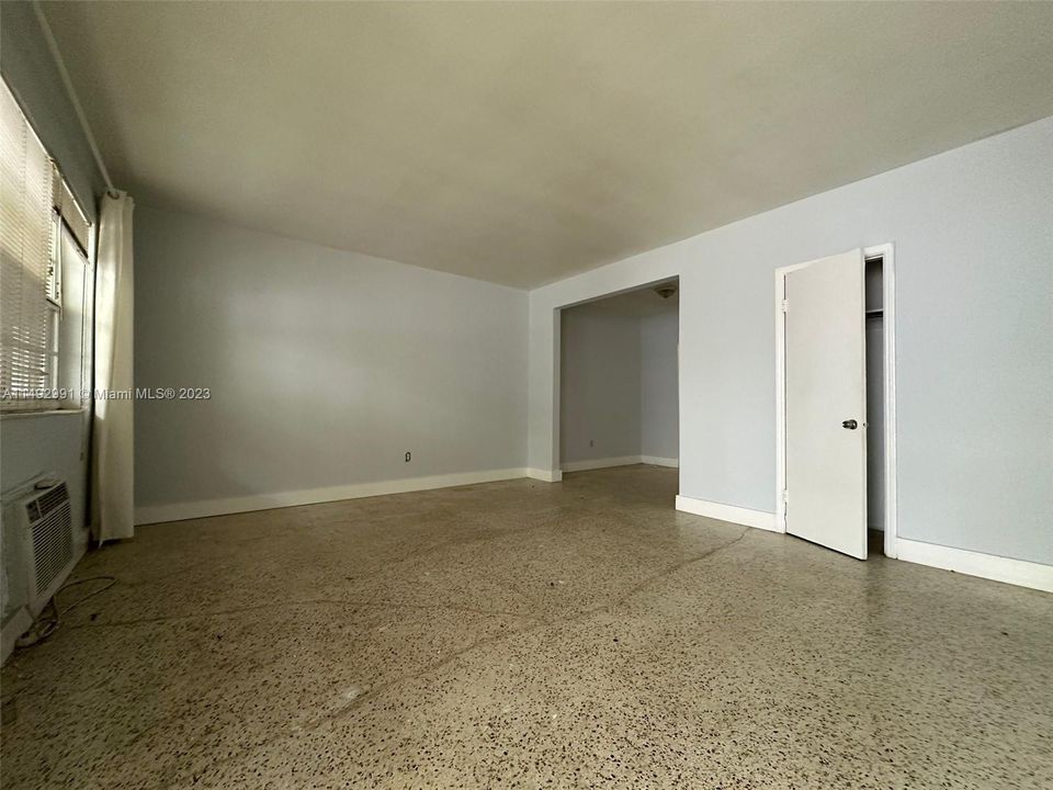 Recently Sold: $1,175,000 (0 beds, 0 baths, 5650 Square Feet)