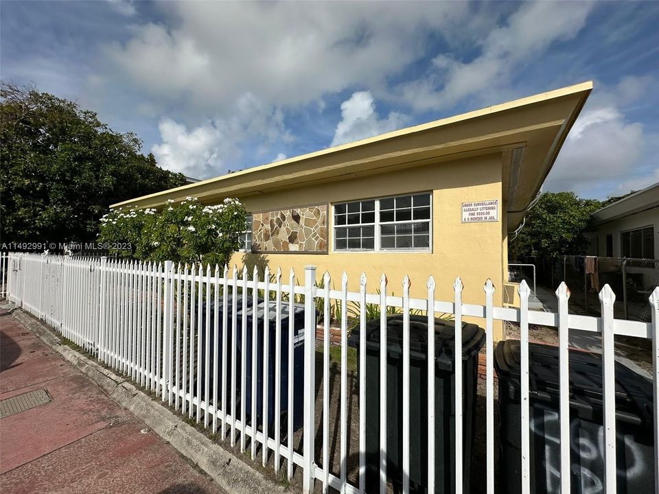 Recently Sold: $1,175,000 (0 beds, 0 baths, 5650 Square Feet)