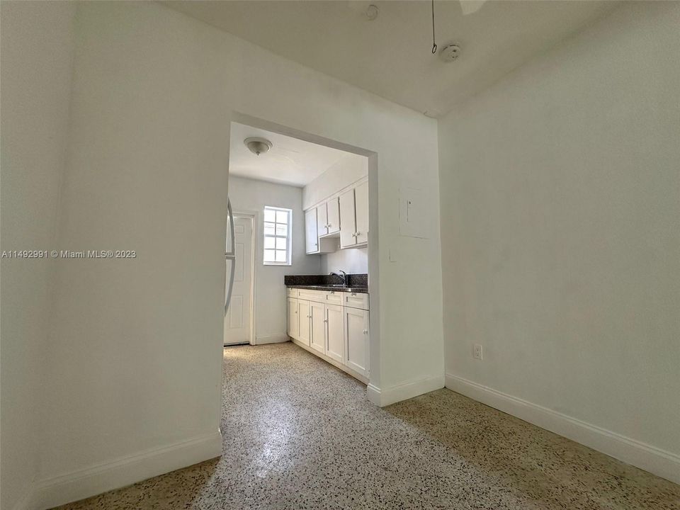 Recently Sold: $1,175,000 (0 beds, 0 baths, 5650 Square Feet)