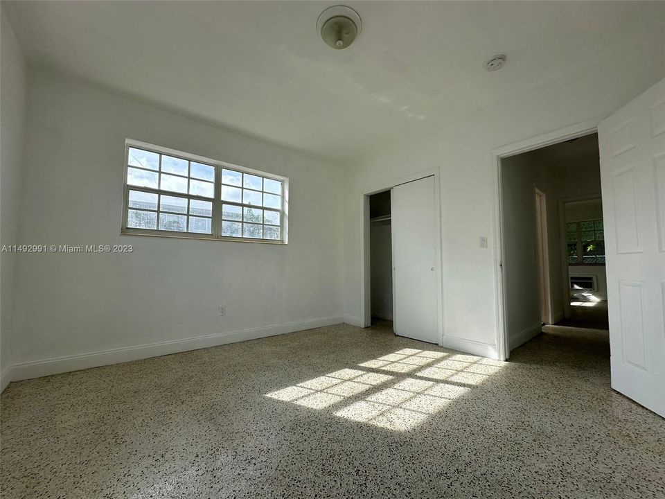 Recently Sold: $1,175,000 (0 beds, 0 baths, 5650 Square Feet)