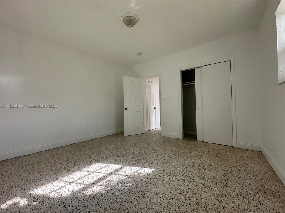 Recently Sold: $1,175,000 (0 beds, 0 baths, 5650 Square Feet)