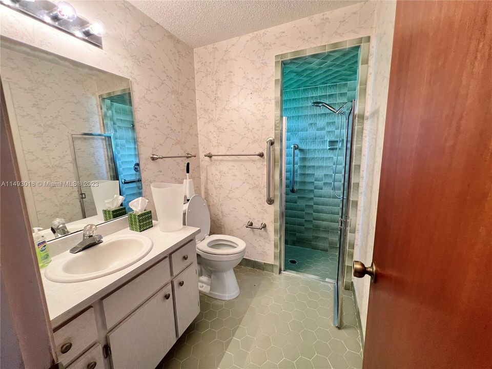 最近租的: $1,800 (2 贝兹, 2 浴室, 1516 平方英尺)