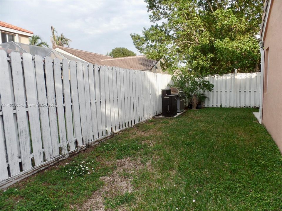 Recently Sold: $615,000 (3 beds, 2 baths, 1353 Square Feet)