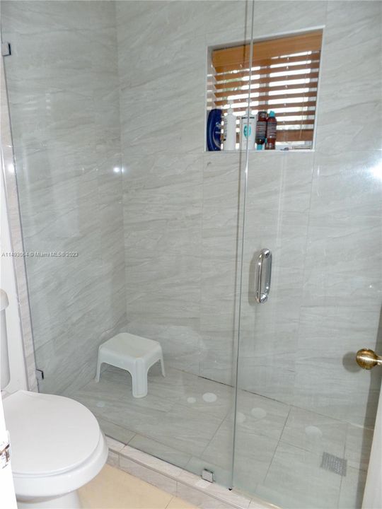 Recently Sold: $615,000 (3 beds, 2 baths, 1353 Square Feet)