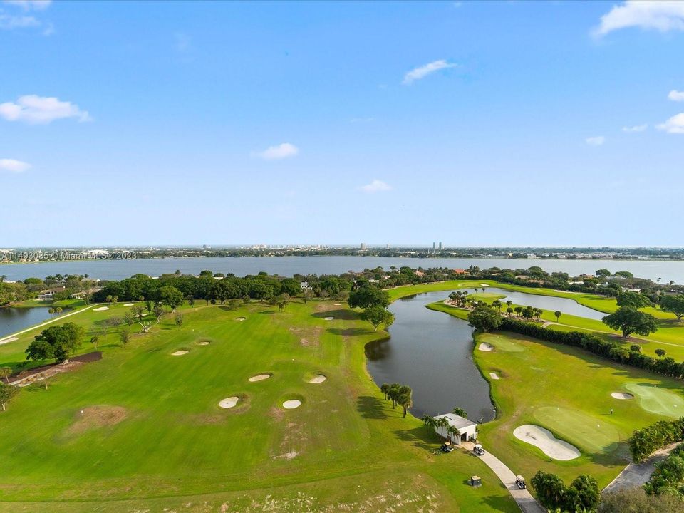 Recently Rented: $2,500 (2 beds, 2 baths, 1134 Square Feet)