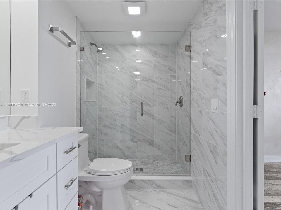 Recently Rented: $2,500 (2 beds, 2 baths, 1134 Square Feet)