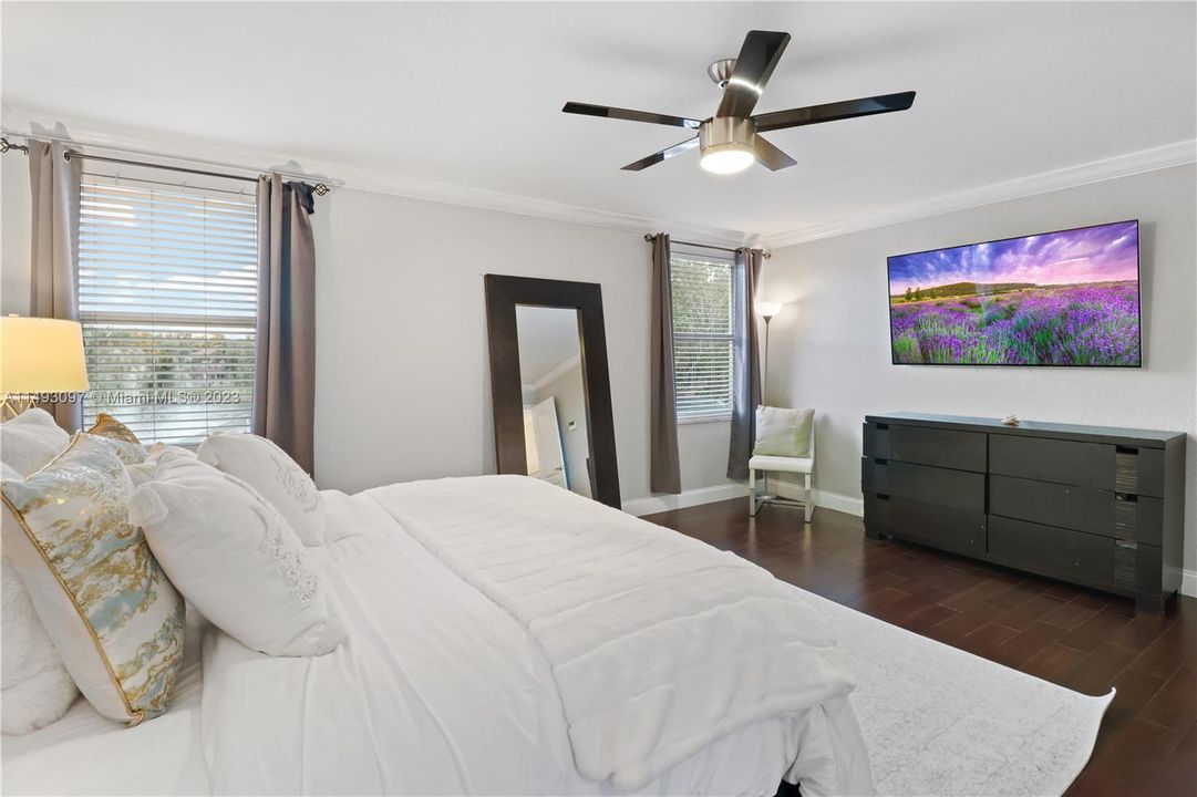 最近租的: $4,800 (3 贝兹, 2 浴室, 2420 平方英尺)