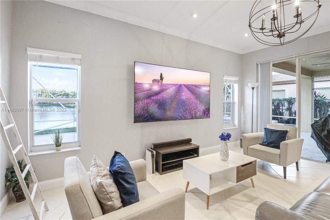 最近租的: $4,800 (3 贝兹, 2 浴室, 2420 平方英尺)