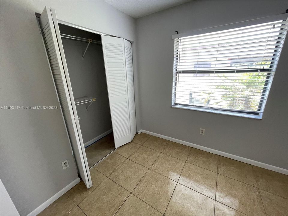 最近租的: $2,000 (2 贝兹, 2 浴室, 970 平方英尺)