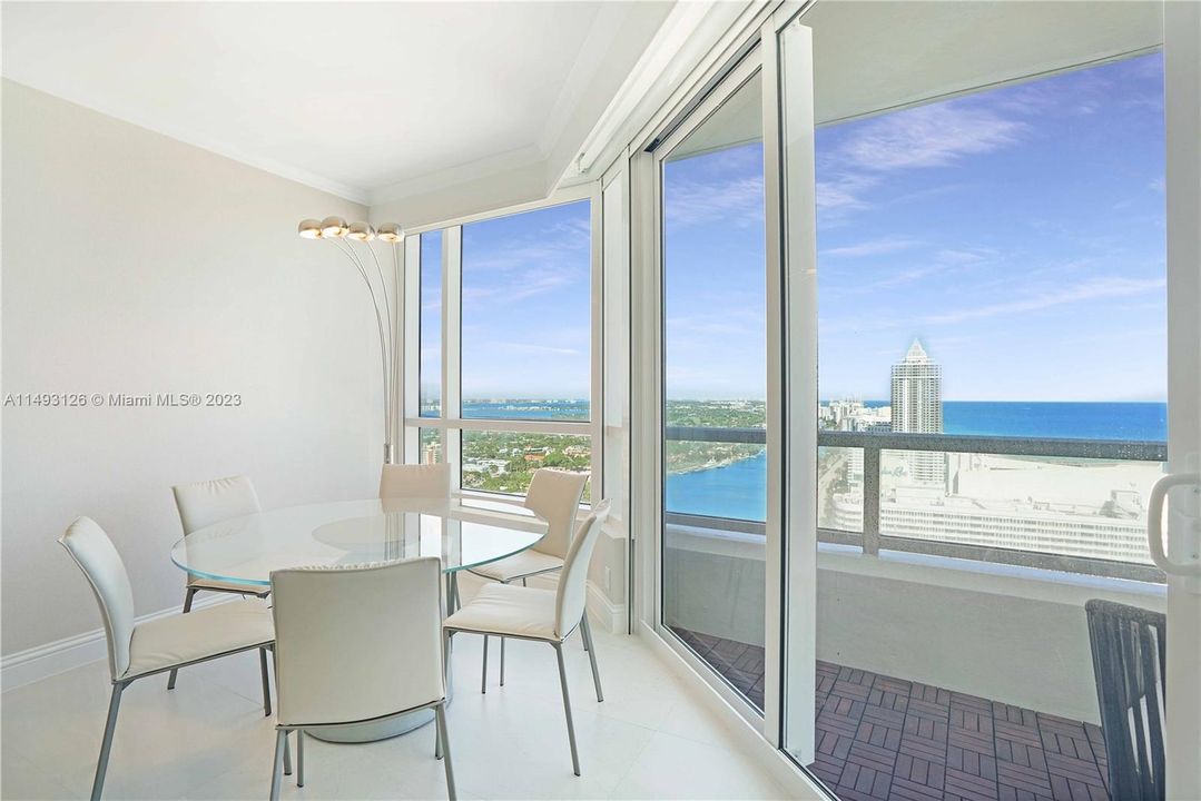 Vendido Recientemente: $2,490,000 (2 camas, 2 baños, 1528 Pies cuadrados)