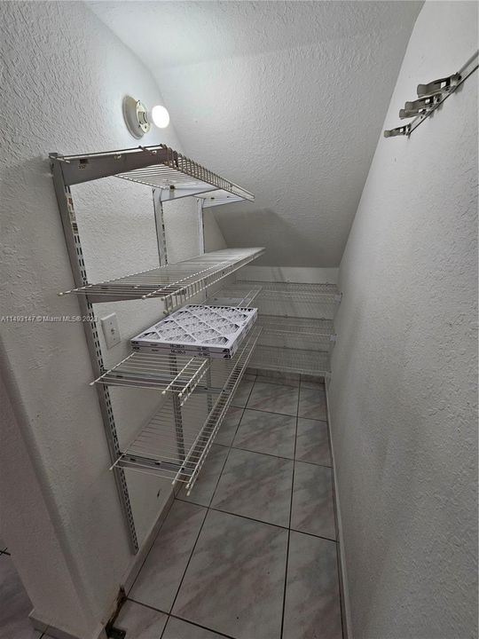 最近租的: $2,800 (3 贝兹, 2 浴室, 1190 平方英尺)