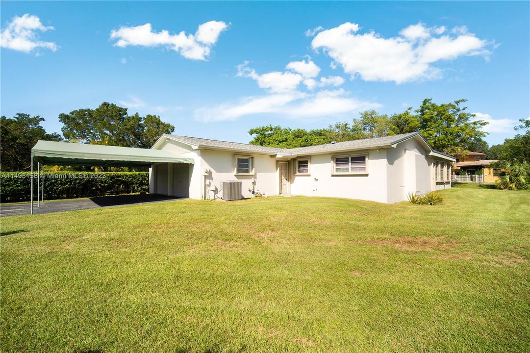 Recently Sold: $749,900 (4 beds, 2 baths, 2983 Square Feet)