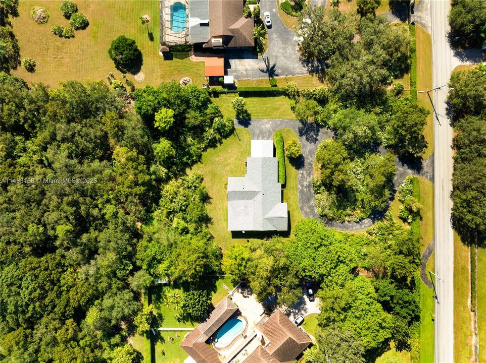 Recently Sold: $749,900 (4 beds, 2 baths, 2983 Square Feet)