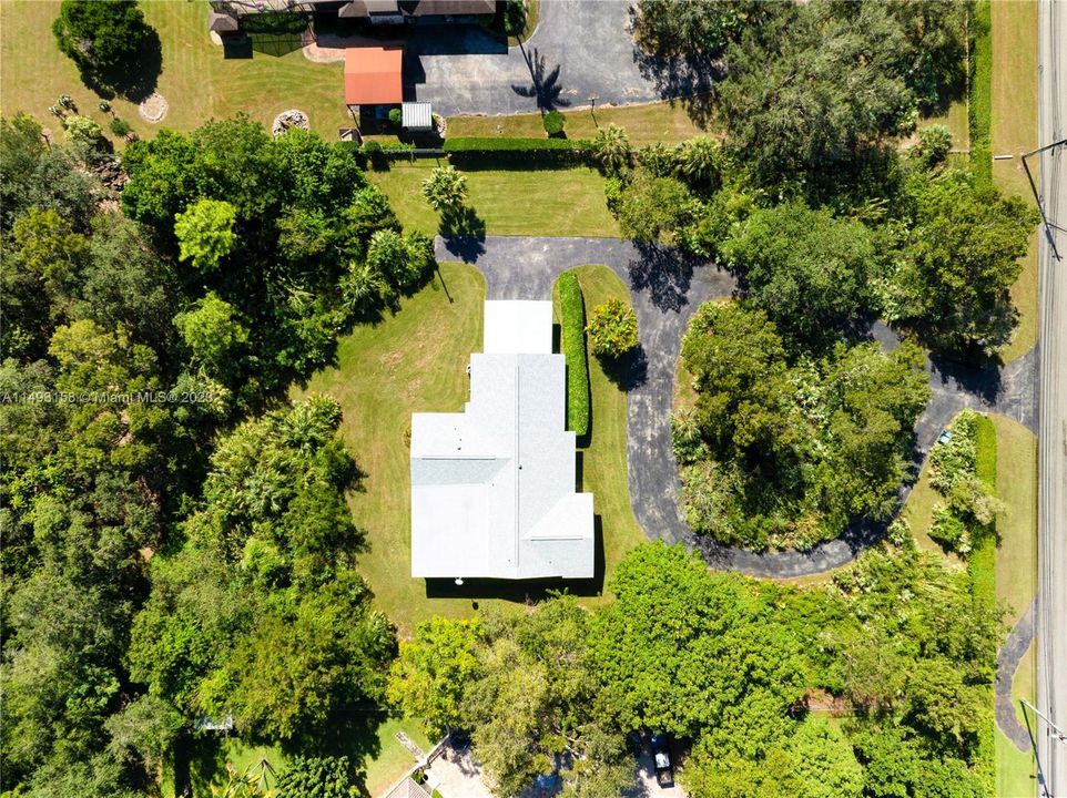 Recently Sold: $749,900 (4 beds, 2 baths, 2983 Square Feet)