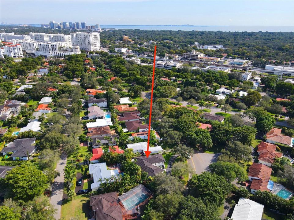 Недавно продано: $1,595,000 (3 спален, 2 ванн, 2129 Квадратных фут)