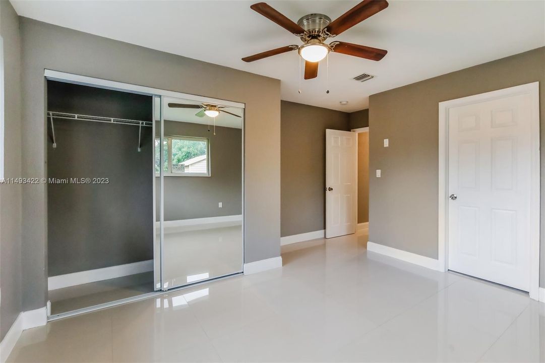 Недавно продано: $549,000 (3 спален, 2 ванн, 1590 Квадратных фут)