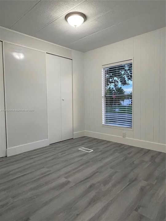 Недавно продано: $290,000 (3 спален, 2 ванн, 1496 Квадратных фут)