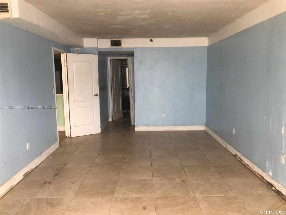 Vendido Recientemente: $251,900 (1 camas, 1 baños, 840 Pies cuadrados)